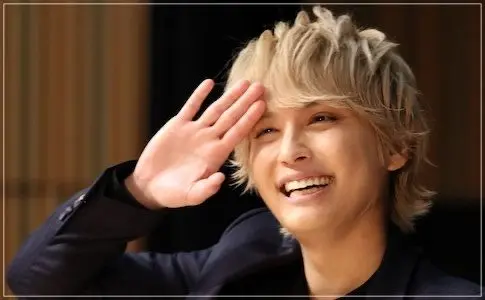 手越祐也
