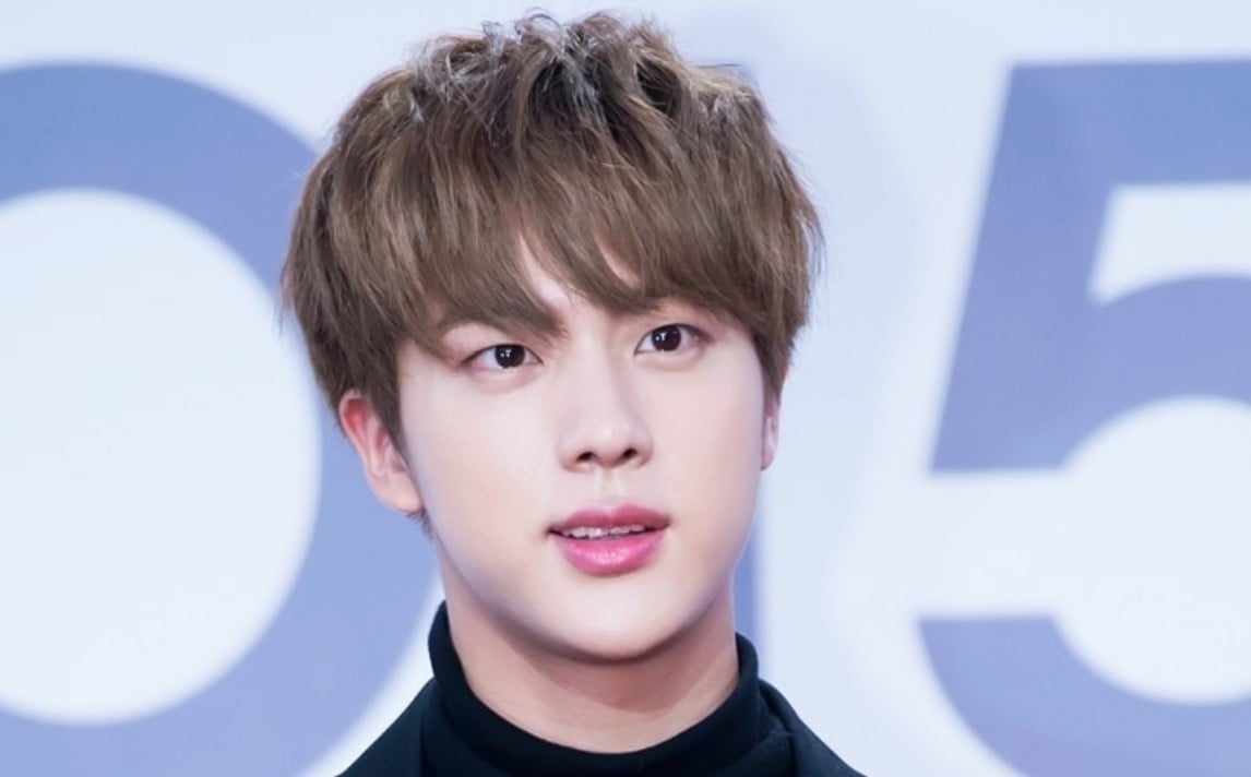 最年長BTS メンバーのJINさん入隊手続きへ！兵役を終えるのはいつ？