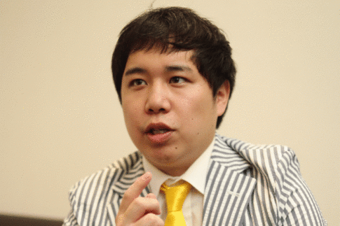 嫌がらせから這い上がった芸能人3選！心理状況は？壮絶な幼少期エピソードも